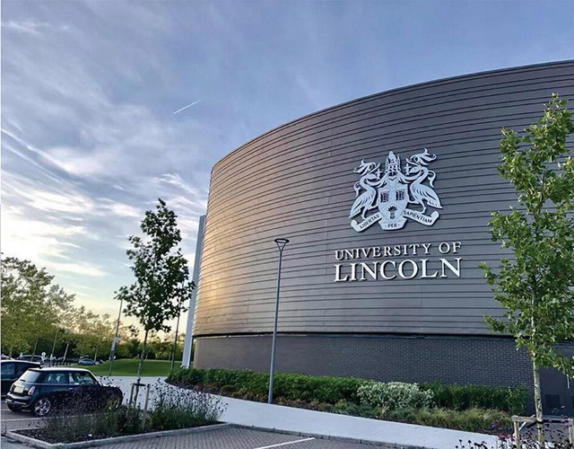 林肯大学